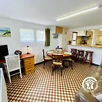 Au Bien-etre Semesterbostad Villemoustaussou